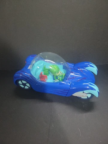 PJ Masks Toy Deluxe Vehicle Cat Car & CatBoy Figure  Lights & Sounds Cover