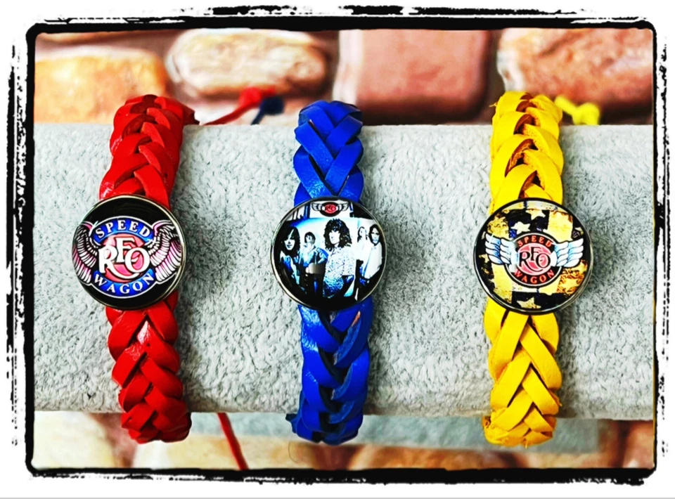 REO SPEEDWAGON CAN FIGHT THIS FEELING SET OF THREE COLORS - Image 1 of 2