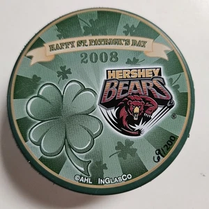 HERSHEY BEARS HAPPY ST PATRICKS DAY 2008 HOCKEY PUCK - Green Holiday Limited 200 - Bild 1 von 2