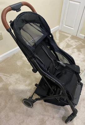 Cochecito ligero Contours Bitsy Elite - negro - plegable compacto - usado Foto 1 de 4
