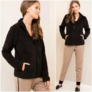 NEW Fuzzy Faux Fur Sherpa Fleece Full Zip Jacket Black Entro Fall Winter Medium - Picture 1 of 3