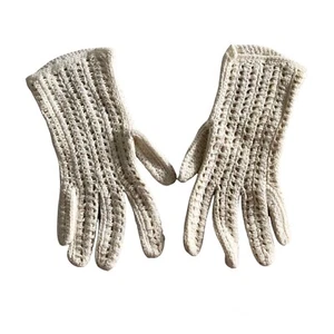 Vintage Women’s Hand Gloves Crochet Knit White Cream 50’s 60’s Dainty Lace - Picture 1 of 11