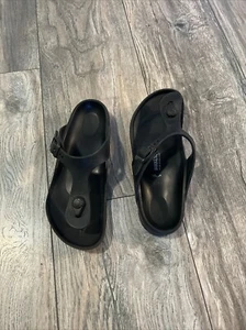 Black Foam Birkenstock Sandals Kids Unisex Size 5 ? - Picture 1 of 11