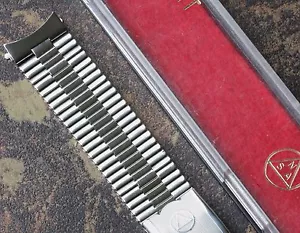 ¡ÚLTIMO! Pulsera de reloj vintage pulido suave de la NSA para alarma Memovox 875 E855 - Imagen 1 de 11