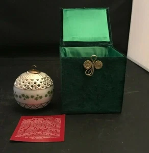 Li Bien Glass Ornament 2013 W/Gift Box - Picture 1 of 2
