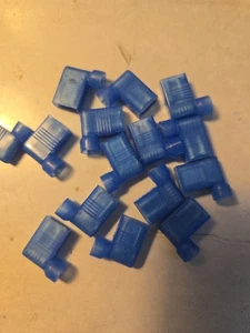 15 PC PANDUIT DNFR14-250FIB-M Right Angle 1/4" Tab Female Disconnect Free Shippn - Picture 1 of 3