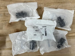Lot of 5 Uponor Genuine Q4771307 ProPex EP Couplings 1-1/4 Inch X 3/4 Inch PEX - Picture 1 of 3