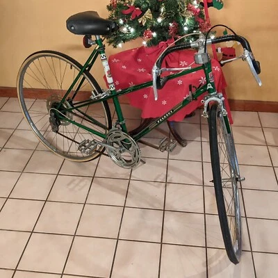 Bicicleta de carreras vintage verde Peugeot Record Du Monde para mujer de 10 velocidades 1972 LQQK Foto 1 de 4