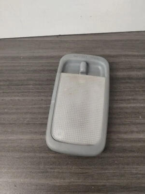 Luz interior trasera Toyota 2003 Rav 4 NRG VVTI 2,0  Foto 1 de 4