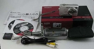 Casio Exilim EX Z750 7,2 Megapixel Digitalkamera WIE BESEHEN - Bild 1 von 5
