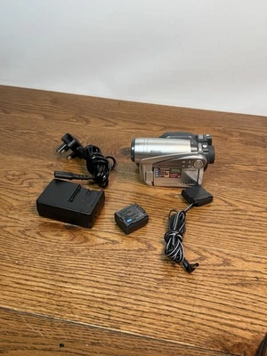 Hitachi DZ-GX5040E DVD Camcorder – 30x Zoom – With Battery, Charger & Cables - Image 1 of 4