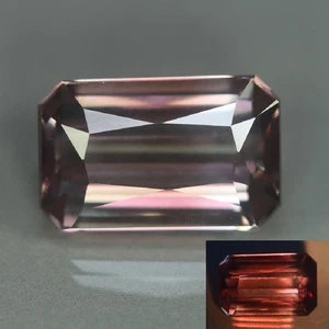 4.55 Cts_Antique Gemstone_100% Natural Unheated Turkey Rare Pink Diaspore - Bild 1 von 5
