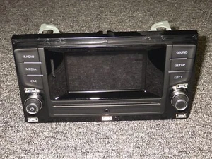 18697 Golf 7 VII, Passat B8, Tiguan 2 AD1 Radio Composition Colour, DAB+VW 5G00 - Bild 1 von 4