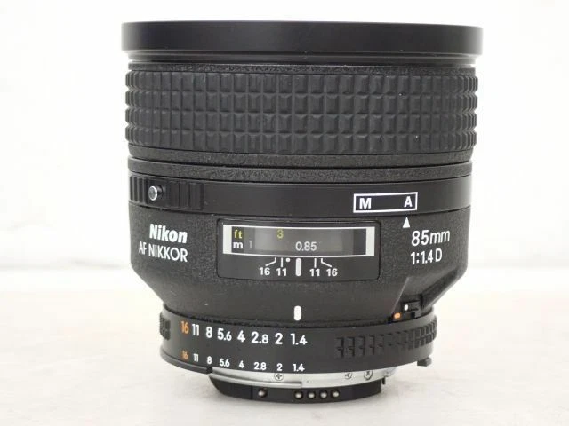 Nikon AF NIKKOR 85mm f/1.4 D Telephoto Prime Lens F Mount - Image 1 of 1