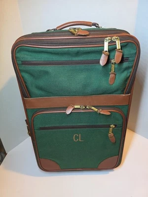 Maleta con ruedas LL Bean vintage años 80 equipaje cuero verde borde 14"W 22”H 8”D Foto 1 de 4
