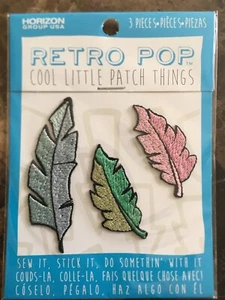 Feathers Iron-On Sew-On Embroidered Applique Retro Pop New - Picture 1 of 4