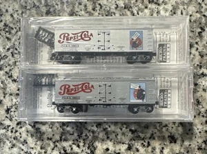 Micro-Trains N Scale #58572 Pepsi-Cola Ice Reefer 2 Pack Set NIB - Picture 1 of 4