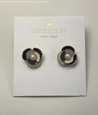 Aretes Kate Spade tono dorado imitación perla esmalte flor 8,0 g Foto 1 de 3
