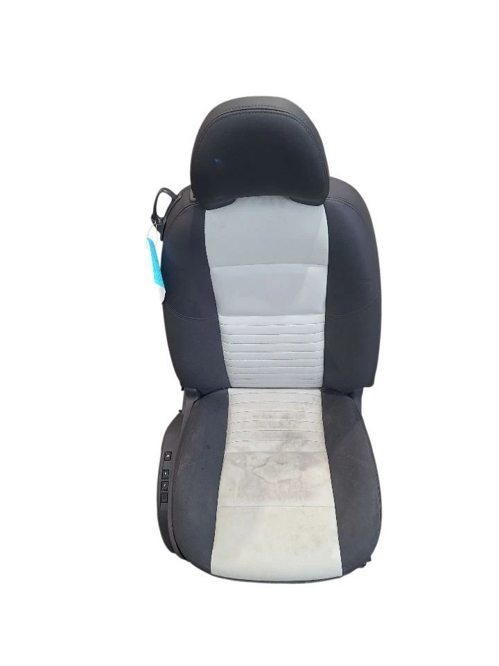 Passenger Front Seat Bucket Cloth Fits 07-13 VOLVO 30 SERIES 645124 — 第 1/4 张图片