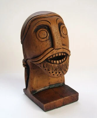 Wikingerkopf Reproduktion Oserberg Wagen Nordisches Museum Ornament skandinavisch geschnitzt