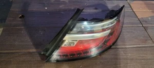 2010-2011 Saab 9-5 Passenger Right Rear Outer Tail Light RH 12776358 NICE - Picture 1 of 4