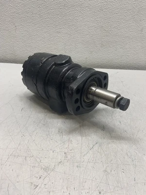 Motor hidráulico Vermeer 163713158 Foto 1 de 4