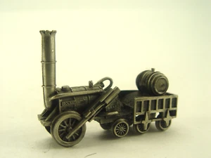 Locomotora de ferrocarril modelo de estaño decorativa - locomotora de vapor ROCKET 8 cm - #454 #E usada - Imagen 1 de 3