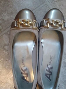 Anne Klein Sport Women's Cap Toe Wedge Flats Navy Size 8 M EUC  - Picture 1 of 6