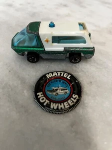 Hot Wheels 1969 Redline Heavyweights Ambulance w/Button white interior - Picture 1 of 6