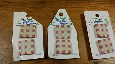 6 VINTAGE PINK YELLOW QUILT PLASTIC SQUARE SHANK BUTTONS FREE SHIPPING - Image 1 of 2