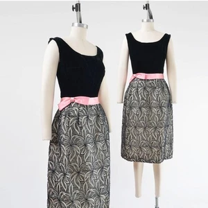 Vintage 60s Black Velvet and Floral Lace Retro Party Cocktail Dress Pink Bow S - Picture 1 of 9