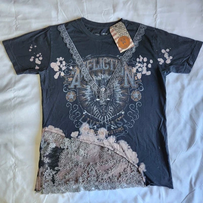 Camiseta gráfica de encaje negra Affliction AC Molten Tribe Biker Grunge para mujer M, XL Foto 1 de 4