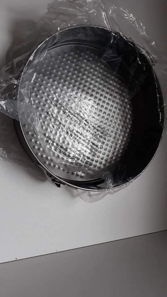 Backform Springform 20cm zum Kuchenbacken antihaft Kuchenform rund, NEU & OVP - Bild 1 von 1