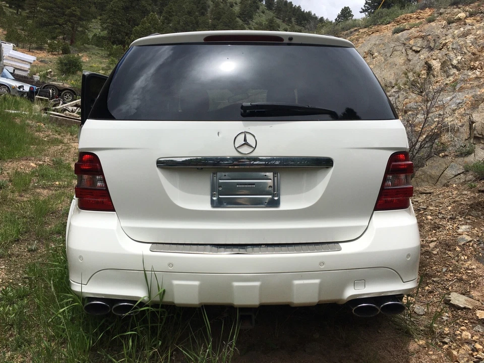 Mercedes-Benz ML63 2007 AMG piezas coche o comprar las piezas coche motor es bueno Foto 1 de 4