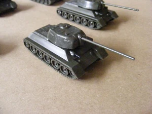 Roskopf 1/100 Soviet T-34/85 Tank Flames of War Team Yankee Compatible - Bild 1 von 1