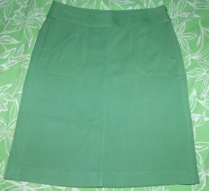BANANA REPUBLIC Stretch Earthy Green Simple Skirt **Size 2** EUC - Picture 1 of 4