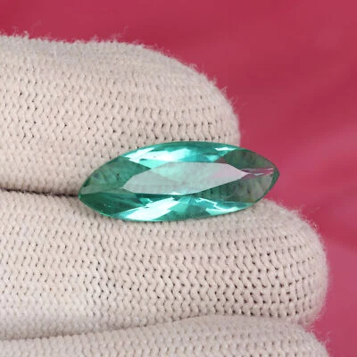 Piedra preciosa de amatista creada en laboratorio color verde oscuro forma de marquesa de 13 quilates para insignia Foto 1 de 4