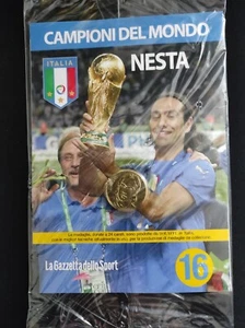 MEDAGLIA ITALIA CAMPIONI DEL MONDO   NESTA  N° 16 - Picture 1 of 1