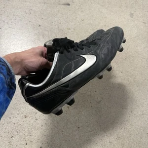 Botines de fútbol Nike 2007 Tiempo Mystic FG para hombre talla 9,5 310115-002 - Imagen 1 de 16