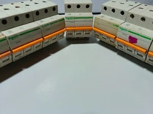 (7Pcs) Schneider Electric MCB NBKRA C6 6Amp 3Pole - Picture 1 of 6