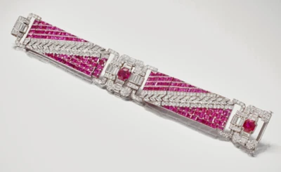 Hermosas pulseras nupciales reales hechas a mano con rubíes rosas y diamantes creados en laboratorio Foto 1 de 4