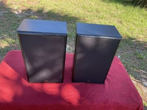 PAIR OF CAMBRIDGE SOUNDWORKS MODEL SIX SPEAKERS HENRY KLOSS - BLACK - Picture 1 of 22