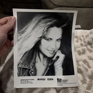 Vintage 8x10 B&W Mindi Iden signed Press photo Autograph - Picture 1 of 4