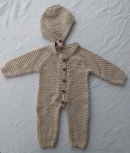 Beige Chunky Knit Faux Wooden Button 1pc Outfit Hat Unisex Infant Baby Size 70 - Picture 1 of 8