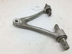 Brazo de control superior delantero derecho Chevrolet Corvette C7 2014-2019 OEM - Imagen 1 de 7