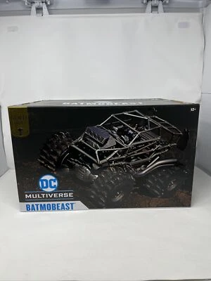 Etiqueta dourada McFarlane BatmoBeast - Imagem 1 de 4