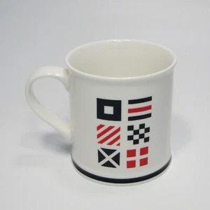 Taza de café Sagaform banderas de señal náutica roja blanca azul usada en excelente estado - Imagen 1 de 3
