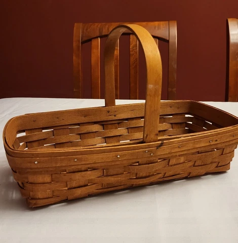 Longaberger Bread Basket with Handle. Light brown. 14"x7.5"x3.5" No Liner. Used Cover
