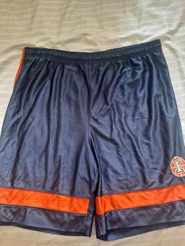 University of Illinois Fighting Illini Mens Basketball Shorts Cover