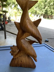 PAIR OF DOLPHINS WOODEN SCULPTURE, BEACH DECOR BEACH TROPICAL HAND CARVED - Picture 1 of 4